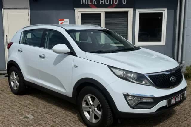 Kia Sportage (2015) thumbnail 6