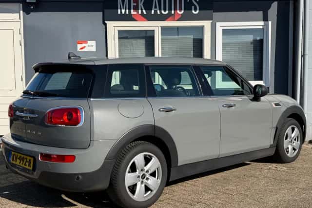 MINI Clubman (2016) thumbnail 5