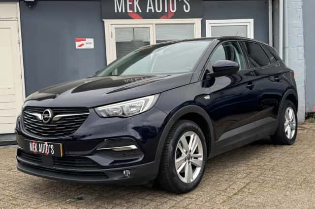 Opel Grandland X (2018) thumbnail 1