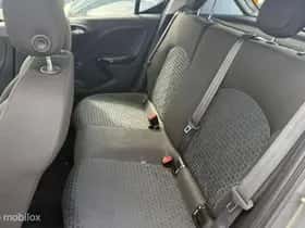 Opel Corsa (2017) thumbnail 9