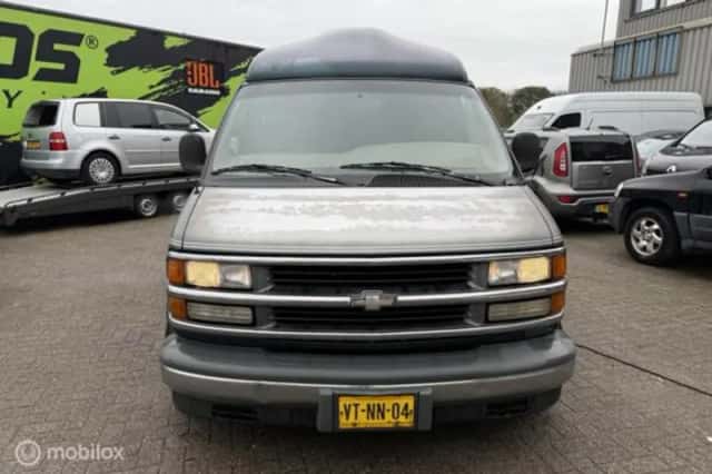 Chevrolet USA (1998) thumbnail 3