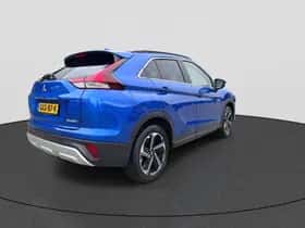 Mitsubishi Eclipse Cross (2024) thumbnail 3