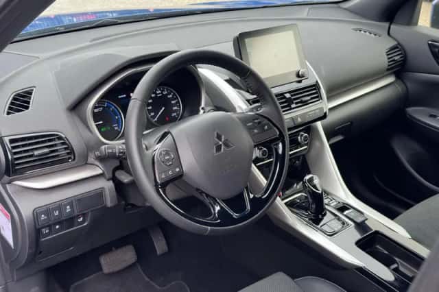 Mitsubishi Eclipse Cross (2024) thumbnail 6