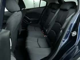 Mazda 3 (2018) thumbnail 22