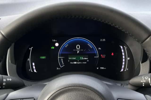 Mazda 2 Hybrid (2025) thumbnail 14