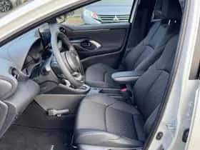 Mazda 2 Hybrid (2025) thumbnail 10