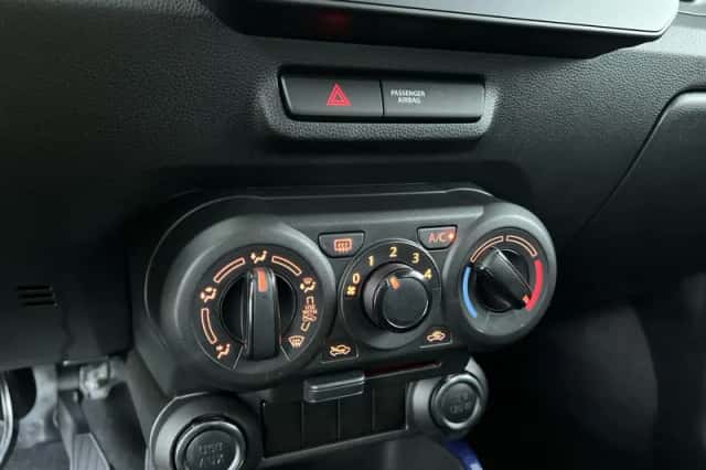 Suzuki Ignis (2024) thumbnail 18