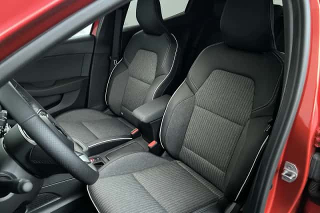 Mitsubishi Colt (2025) thumbnail 11