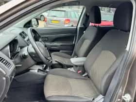 Mitsubishi ASX (2020) thumbnail 9