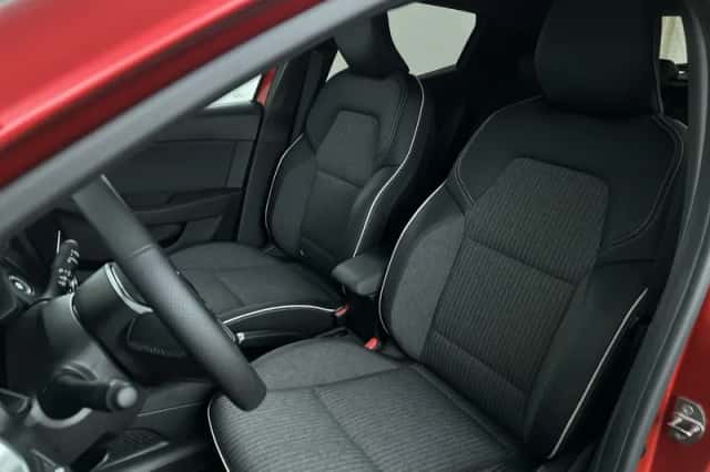 Mitsubishi Colt (2024) thumbnail 11