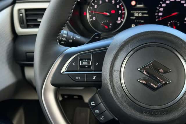 Suzuki Swift (2025) thumbnail 13