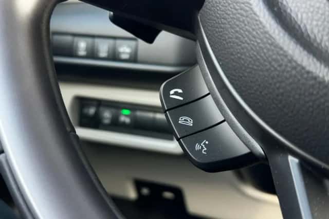 Suzuki Swift (2025) thumbnail 18
