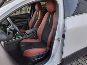 Mazda CX-30 (2024) thumbnail 11