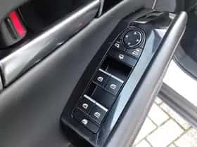 Mazda CX-30 (2024) thumbnail 12