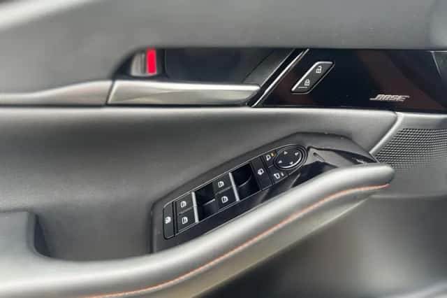 Mazda CX-30 (2024) thumbnail 18