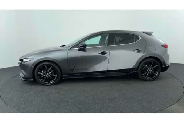 Mazda 3 (2026) thumbnail 2