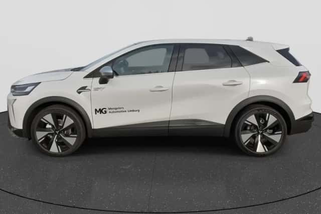 Mitsubishi Grandis (2025) thumbnail 2