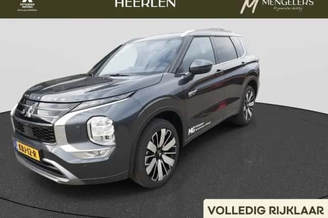 Mitsubishi Outlander (2026) thumbnail 1