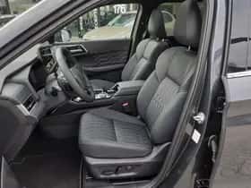 Mitsubishi Outlander (2026) thumbnail 11
