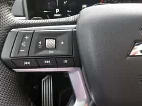 Mitsubishi Outlander (2026) thumbnail 15