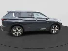 Mitsubishi Outlander (2026) thumbnail 6