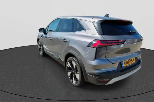 Mitsubishi Grandis (2026) thumbnail 3