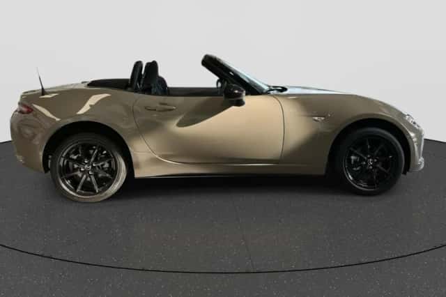 Mazda MX-5 (2026) thumbnail 4