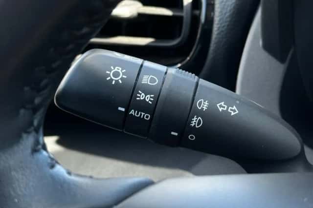 Mazda 2 Hybrid (2023) thumbnail 15