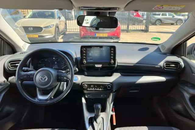 Mazda 2 Hybrid (2023) thumbnail 9