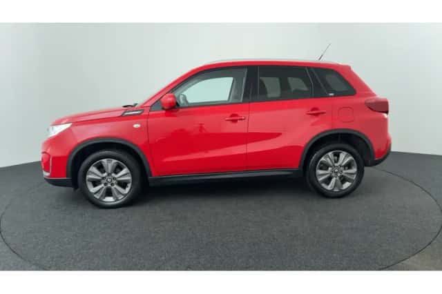 Suzuki Vitara (2020) thumbnail 2