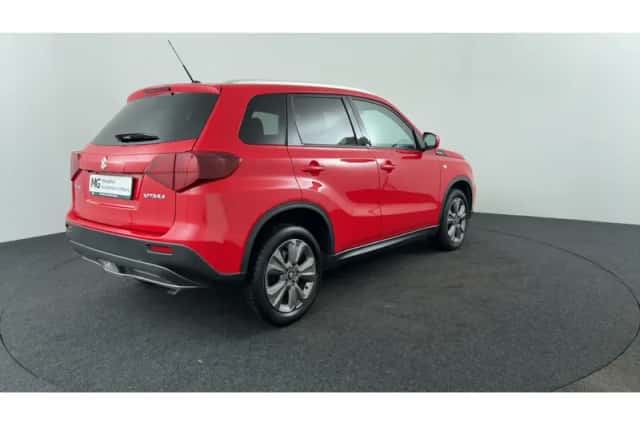 Suzuki Vitara (2020) thumbnail 5