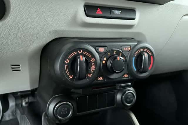 Suzuki Ignis (2019) thumbnail 19