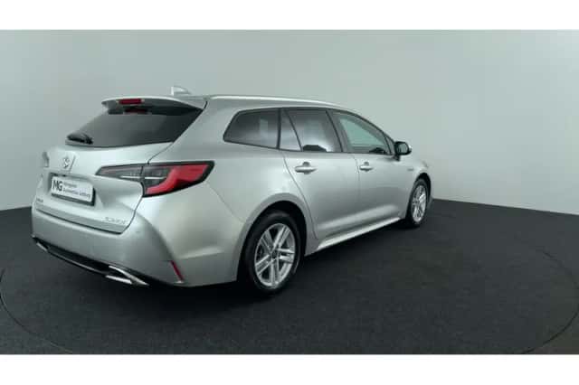 Suzuki Swace (2025) thumbnail 5