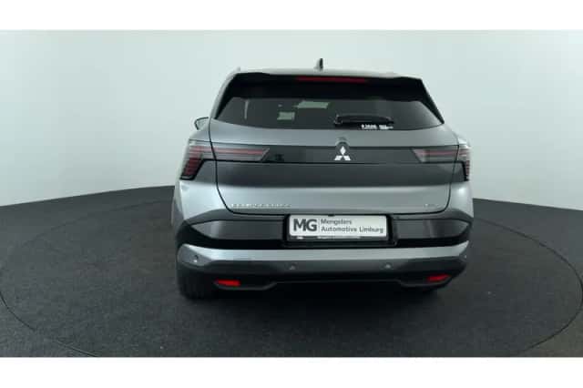 Mitsubishi Eclipse Cross (2025) thumbnail 4