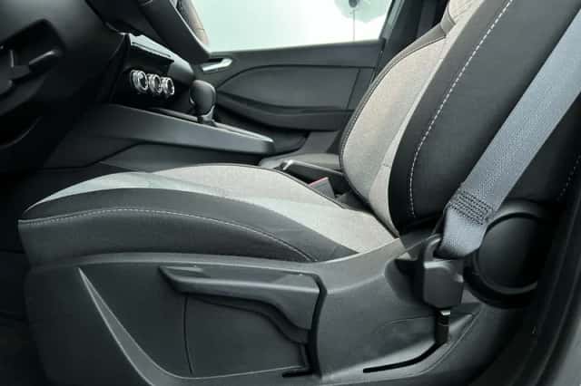 Mitsubishi Colt (2024) thumbnail 13