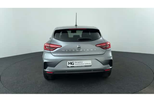 Mitsubishi Colt (2024) thumbnail 4