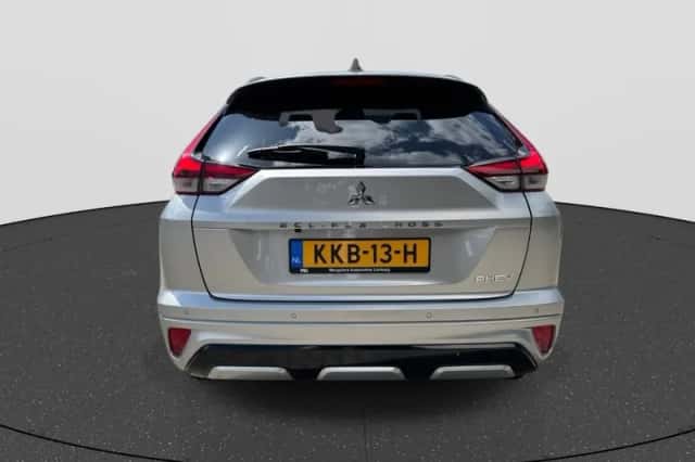 Mitsubishi Eclipse Cross (2025) thumbnail 4