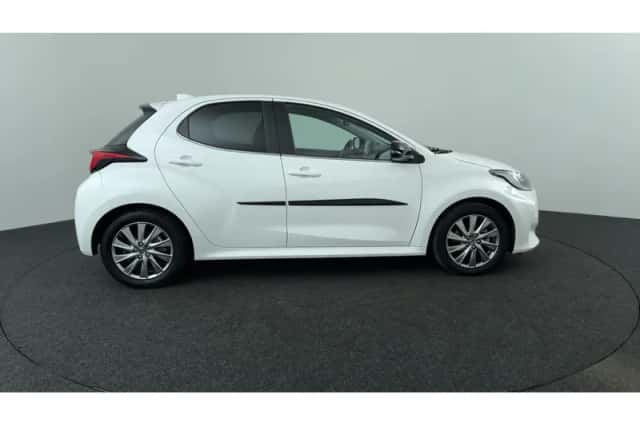 Mazda 2 Hybrid (2023) thumbnail 6