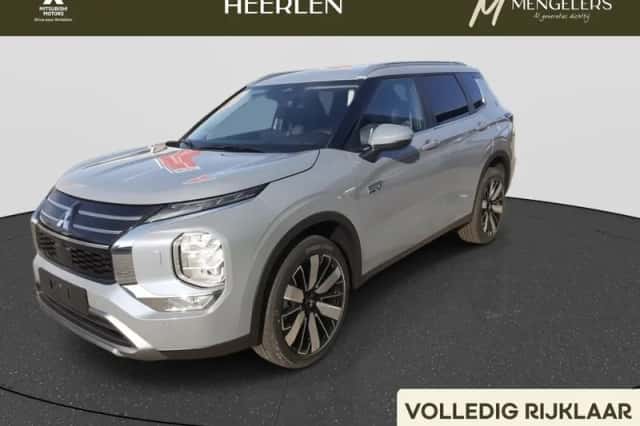 Mitsubishi Outlander (2026) thumbnail 1