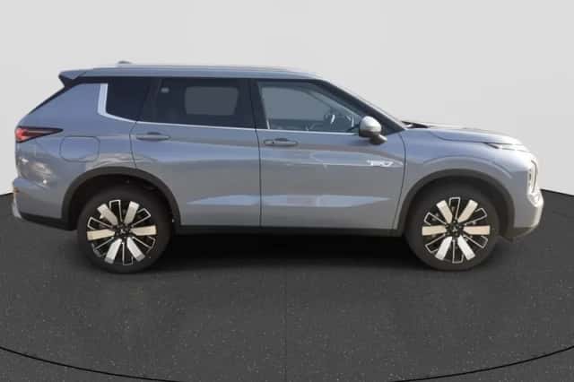 Mitsubishi Outlander (2026) thumbnail 6