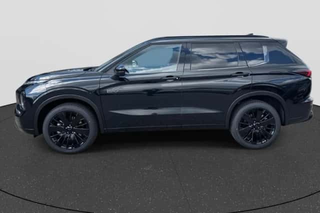 Mitsubishi Outlander (2026) thumbnail 2