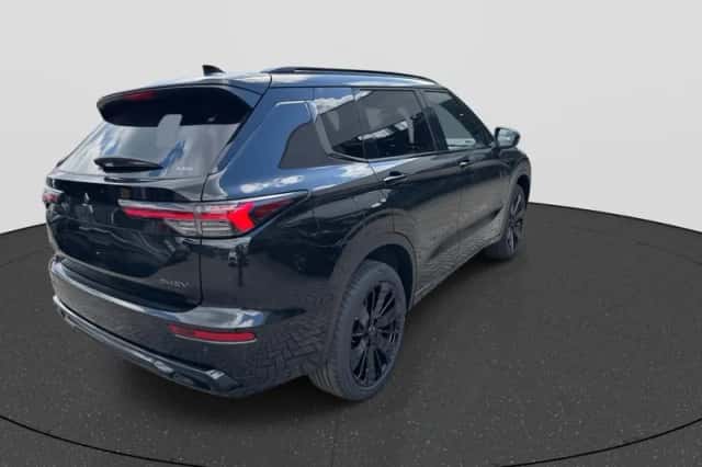 Mitsubishi Outlander (2026) thumbnail 5