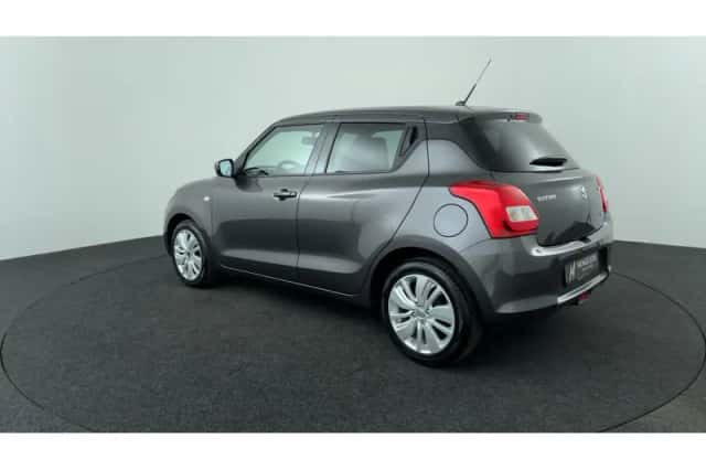 Suzuki Swift (2020) thumbnail 3