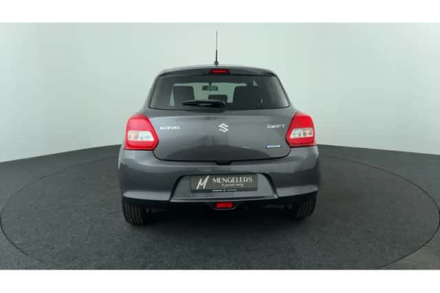 Suzuki Swift (2020) thumbnail 4