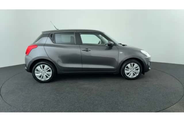 Suzuki Swift (2020) thumbnail 6