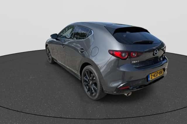 Mazda 3 (2023) thumbnail 3