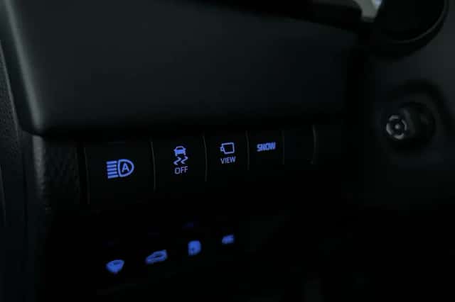 Toyota Mirai (2021) thumbnail 30