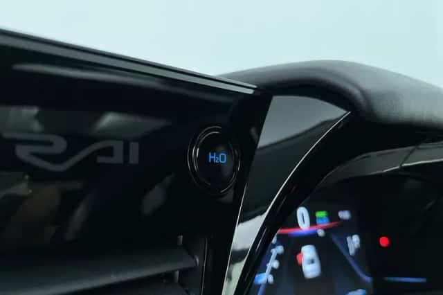 Toyota Mirai (2021) thumbnail 32