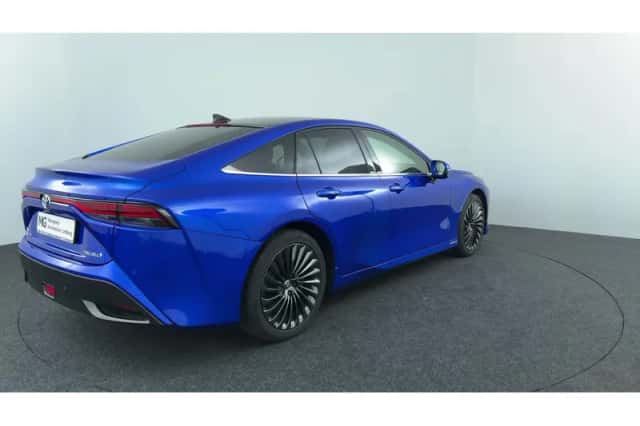 Toyota Mirai (2021) thumbnail 5