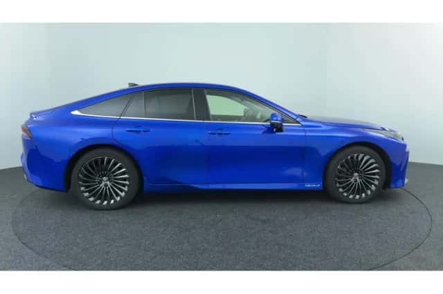Toyota Mirai (2021) thumbnail 6